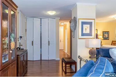 200 Winston Drive 1005 #1005, Cliffside Park, NJ 07010 - Photo 6