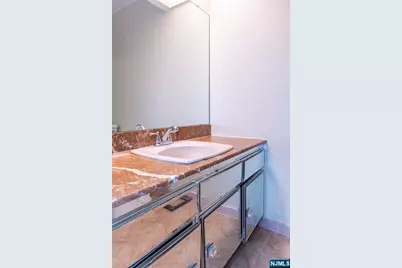 200 Winston Drive 1005 #1005, Cliffside Park, NJ 07010 - Photo 24