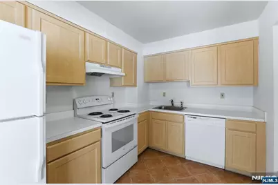 1111 River Road C6 #C6, Edgewater, NJ 07020 - Photo 4