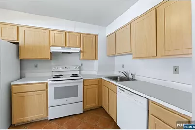 1111 River Road C6 #C6, Edgewater, NJ 07020 - Photo 6