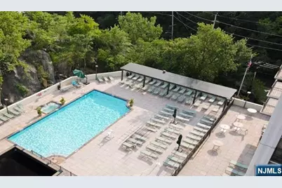 250 Gorge Road 7-H #7-H, Cliffside Park, NJ 07010 - Photo 18