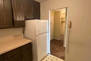 250 Gorge Road 7-H, Cliffside Park, NJ 07010 - Photo 4