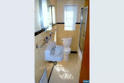 [Address not provided], Fairview, NJ 07022 - Photo 12