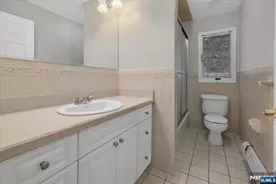 178 Undercliff Ave, Edgewater, NJ 07020 - Photo 14