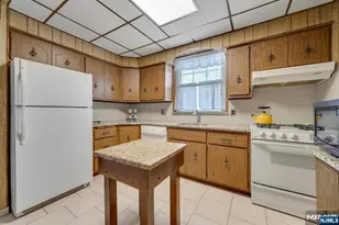 712 Meyer Ave, Lyndhurst Township, NJ 07071 - Photo 6