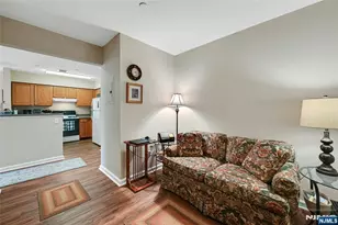 189 Forest Ave 216, Paramus, NJ 07652 - Photo 8