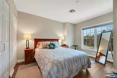 189 Forest Avenue 216 #216, Paramus, NJ 07652 - Photo 10