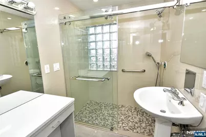 411 10th Street 1 #1, Palisades Park, NJ 07650 - Photo 14