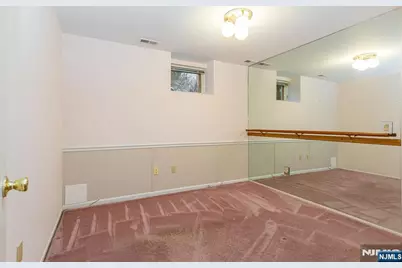 61 Mill Pond Road, Woodland Park, NJ 07424 - Photo 34