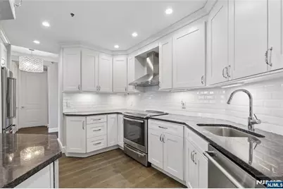 100 Carlyle Drive 9Es #9ES, Cliffside Park, NJ 07010 - Photo 20