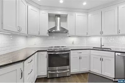 100 Carlyle Drive 9Es #9ES, Cliffside Park, NJ 07010 - Photo 22