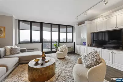 100 Carlyle Drive 9Es #9ES, Cliffside Park, NJ 07010 - Photo 4