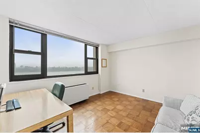 250 Gorge 14J #14J, Cliffside Park, NJ 07010 - Photo 16