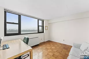 250 Gorge 14J, Cliffside Park, NJ 07010 - Photo 16