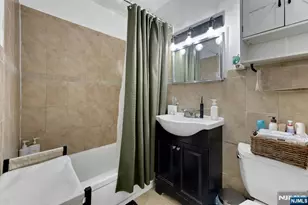 285 Aycrigg Ave 5C, Passaic, NJ 07055 - Photo 10