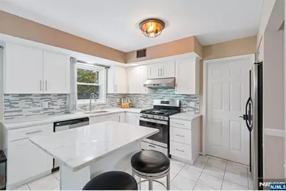 29 Woodside Drive, Rockaway Township, NJ 07866 - Photo 18