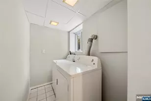 44 Knickerbocker Rd, Cresskill, NJ 07626 - Photo 22