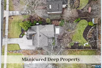 446 Upper Boulevard, Ridgewood, NJ 07450 - Photo 2