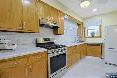 410 Tappan Road, Norwood, NJ 07648 - Photo 10