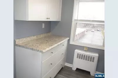 204 Darwin Avenue B #B, Rutherford, NJ 07070 - Photo 8