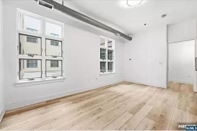 140 Bay Street 2D #2D, Jersey City, NJ 07302 - Photo 32