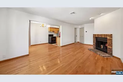 1491 John Street 10 #10, Fort Lee, NJ 07024 - Photo 4