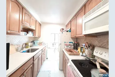 150 County Road 18 #18, Tenafly, NJ 07670 - Photo 10