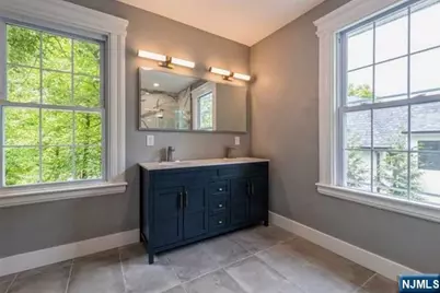 92 Highwood Avenue, Tenafly, NJ 07670 - Photo 20