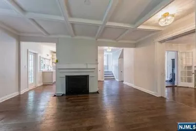 92 Highwood Avenue, Tenafly, NJ 07670 - Photo 30