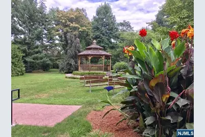 92 Highwood Avenue, Tenafly, NJ 07670 - Photo 42