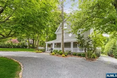 92 Highwood Avenue, Tenafly, NJ 07670 - Photo 32