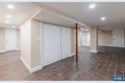 92 Highwood Avenue, Tenafly, NJ 07670 - Photo 36