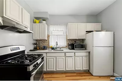 218 Elmwood Avenue, East Orange, NJ 07018 - Photo 30