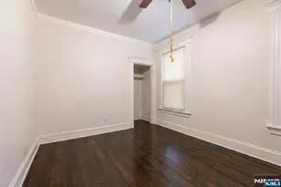 208 19th St, East Orange, NJ 07017 - Photo 4
