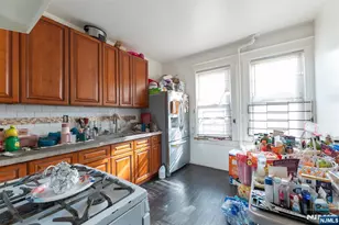 208 19th St, East Orange, NJ 07017 - Photo 2