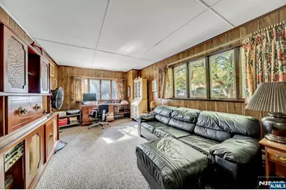 75 Cherokee Avenue, Allendale, NJ 07401 - Photo 20