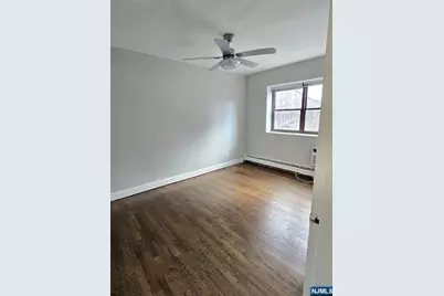 218 Prospect Avenue 3B #3B, Hackensack, NJ 07601 - Photo 6