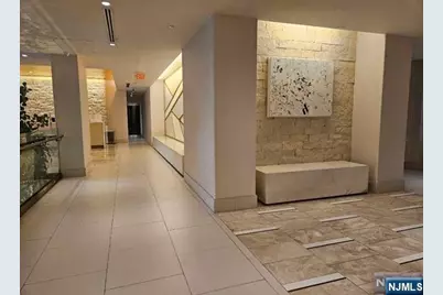 807 Hudson Park, Edgewater, NJ 07020 - Photo 18