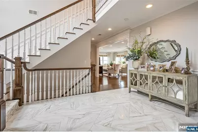 534 Brandon Place, Cliffside Park, NJ 07010 - Photo 6