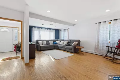 179 Fern Avenue, Lyndhurst Township, NJ 07071 - Photo 4