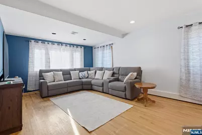 179 Fern Avenue, Lyndhurst Township, NJ 07071 - Photo 6