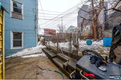 610 Main, Paterson, NJ 07503 - Photo 20