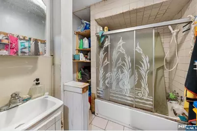 610 Main, Paterson, NJ 07503 - Photo 8