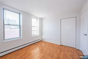 787 Summit Ave 11, Jersey City, NJ 07307 - Photo 4