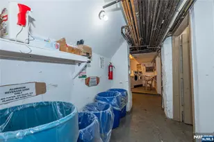 787 Summit Ave 11, Jersey City, NJ 07307 - Photo 20