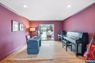 26 Laurie Dr, Englewood Cliffs, NJ 07632 - Photo 10