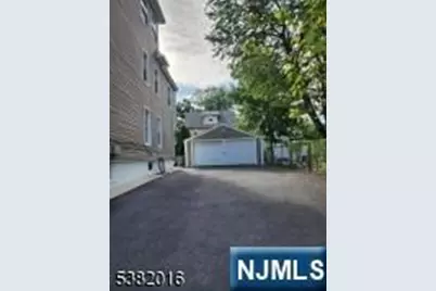 10 Westcott Street, Bloomfield, NJ 07003 - Photo 2