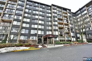 9060 Palisade Ave 1003, North Bergen, NJ 07047 - Photo 1