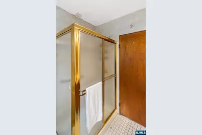7 Delafield Avenue, Rutherford, NJ 07070 - Photo 12