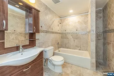 5 Pin Oak, West Caldwell, NJ 07006 - Photo 36